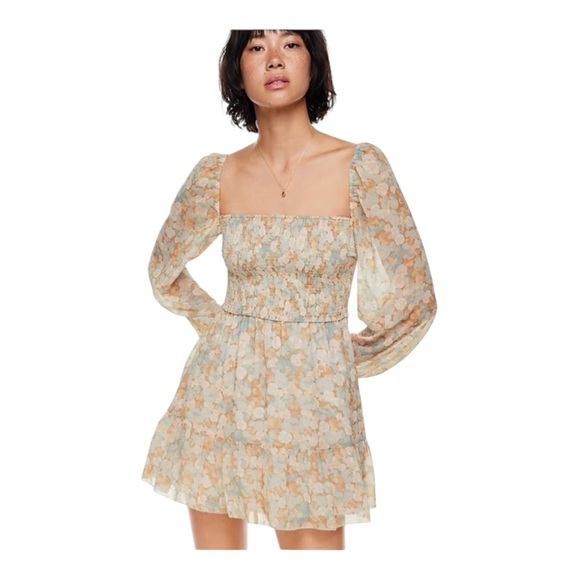 Aritzia Dresses & Skirts - Aritzia Tempest Puff Sleeve Mini Dress